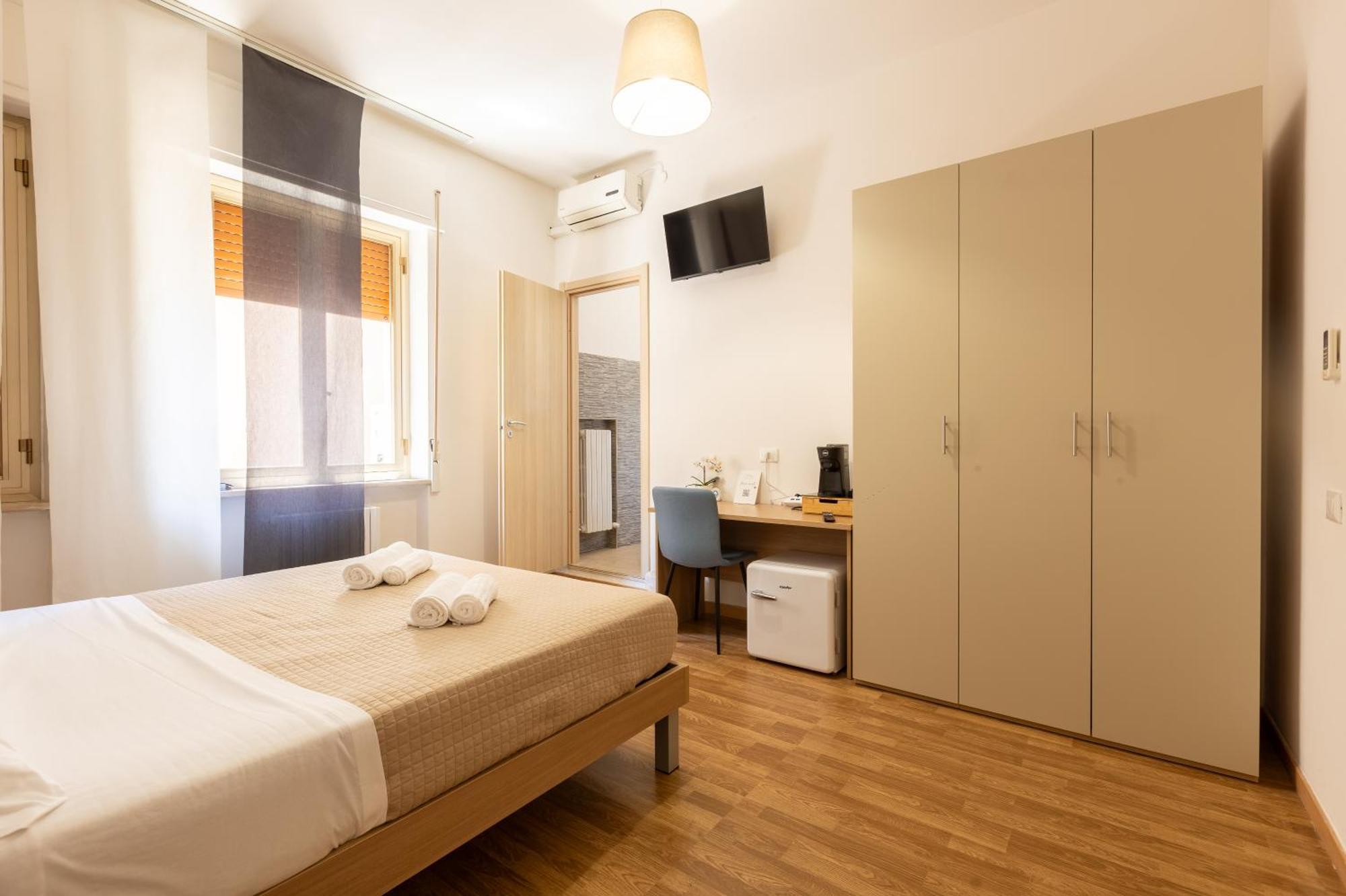 Large Double Room