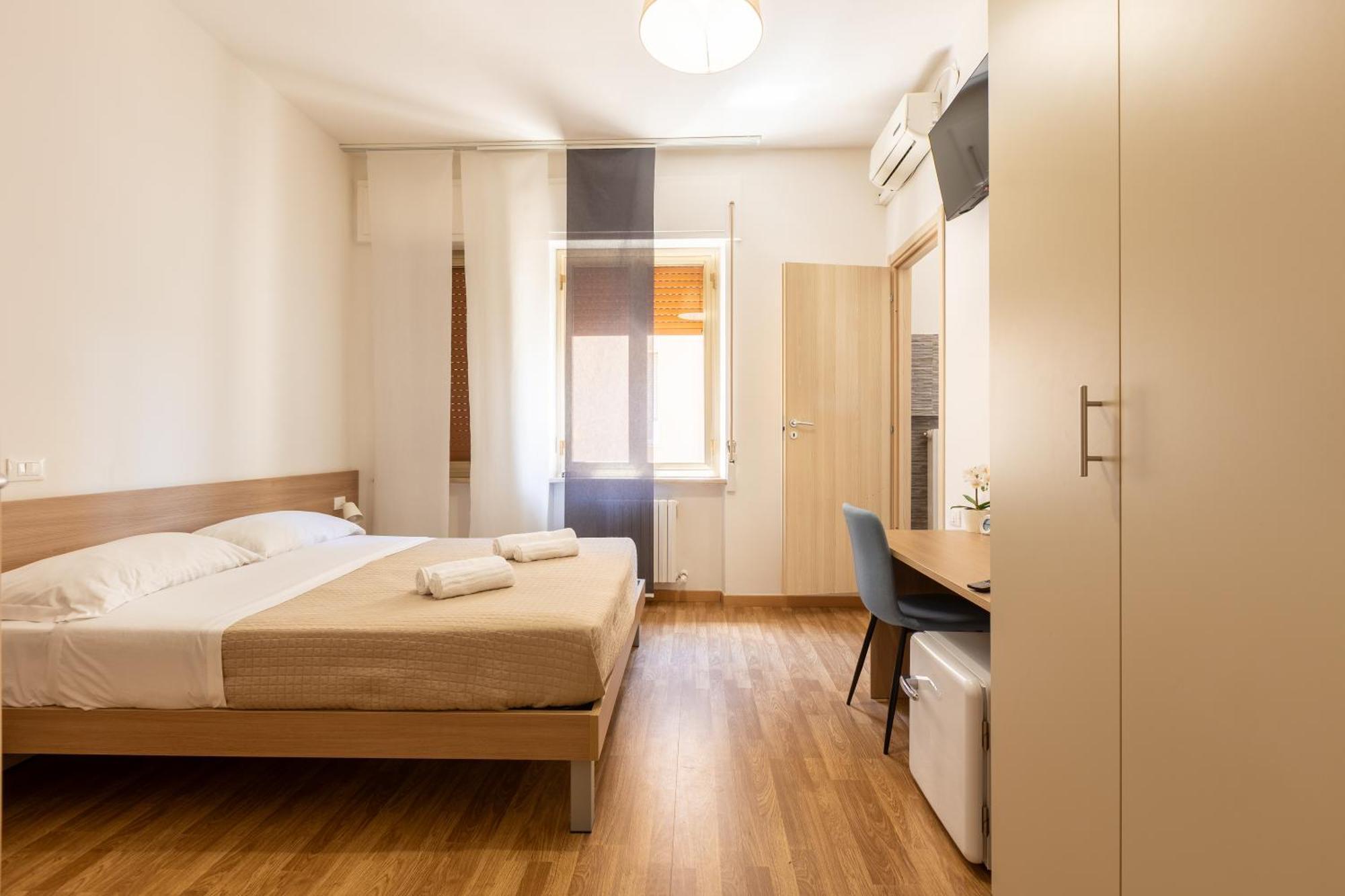 Large Double Room