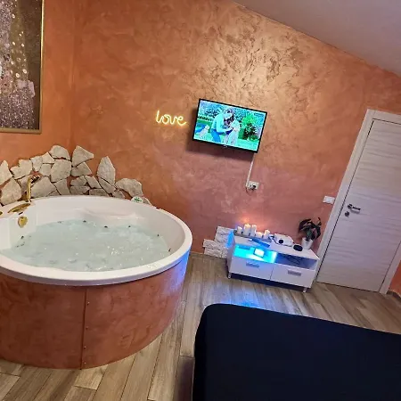 Atena Apartments B&B Gold-3