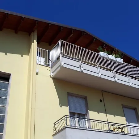 CASA MIRO' vicinissima al mare e parcheggio privato gratuito se disponibile-3